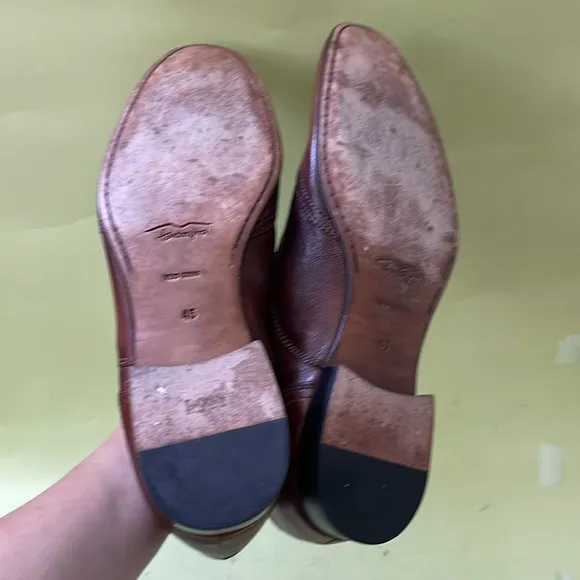 Reddish brown Boss handcrafted distressed leather shoes