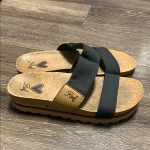 Reef Black and Tan Sandals