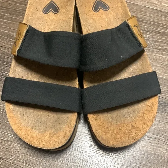 Reef Black and Tan Sandals