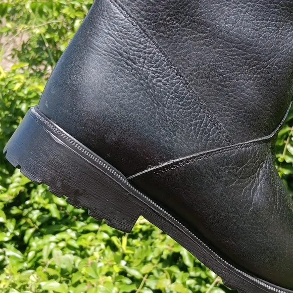 Regence Comfort (Canada) Ladies Black Genuine Leather Boots w/Rubber Sole