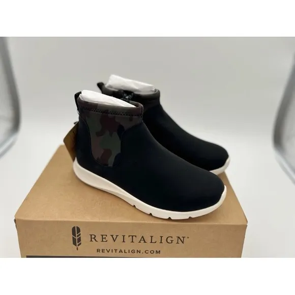 REVITALIGN Women's Paddock Ankle Boot, Black Camo, Size 11  New