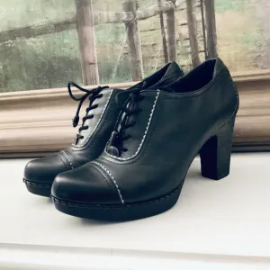 Rockport Black Lace-up Oxford Pumps women’s 8.5 M Leather Staked Heel office