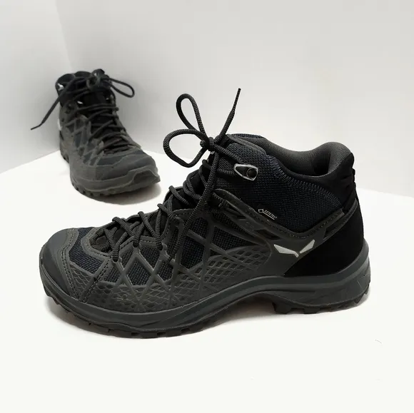 Salewa Mens Goretex Hiking Boots Shoes Size 10 Mid GTX Vibram Wild Hiker