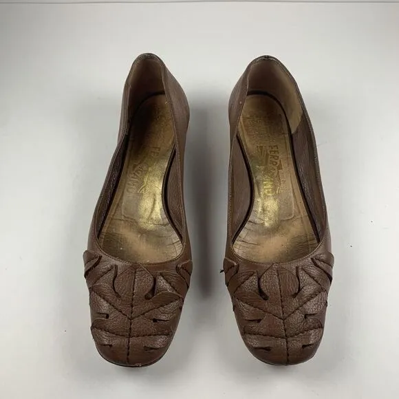 Salvatore‎ Ferragamo Ballet Flats Women 9 Brown Leather Leaf Applique Shoes