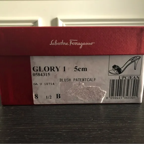 Salvatore Ferragamo Vara bow patent leather mules