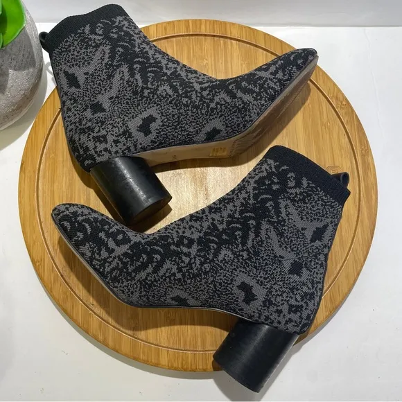 Sanctuary Rhythm Snakeskin Print Sock Bootie Round Block Heel Ankle Boot Size 6