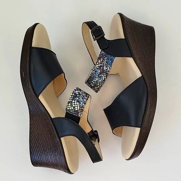 SAS Heather Quarter Strap Wedge Sandal Navy Size 8.5W