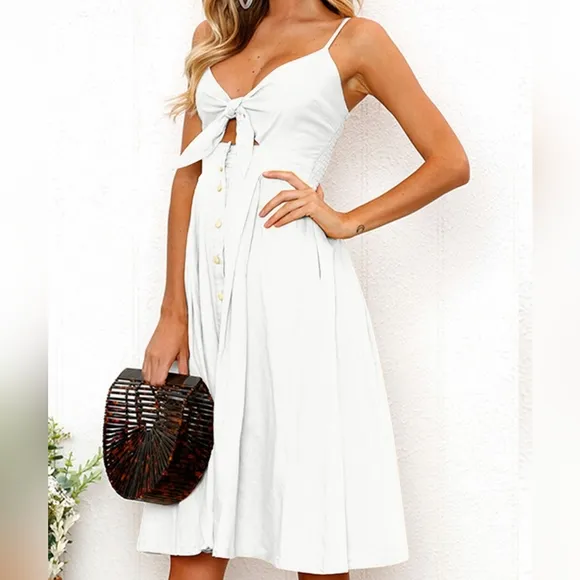 Sassy Sweetheart Smock Dress - White