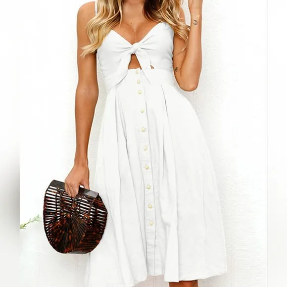 Sassy Sweetheart Smock Dress - White