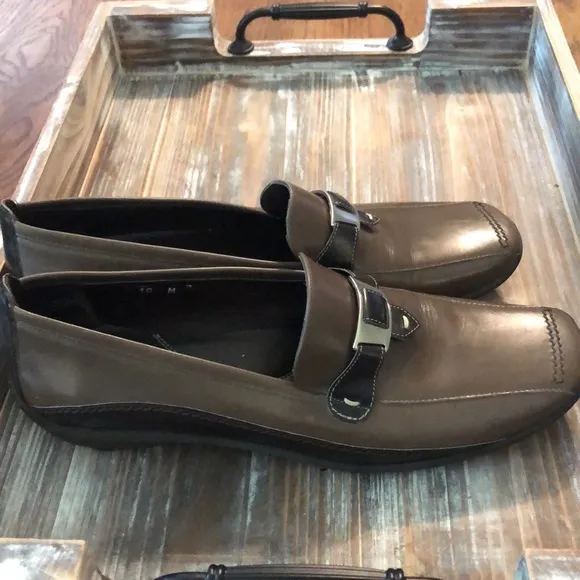 Sesto Meucci Brown And light brown. Driving Shoes Size 10 M. Made In Italy.