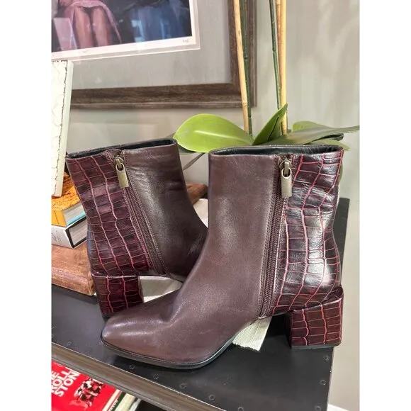 Seychelles Siesta Bootie Burgundy Womens Size 7