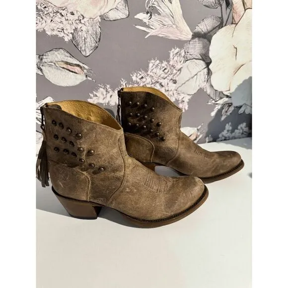 Shyanne Women’s Rustic Leather Western Ankle Fringe Studded Detail Boots Brown