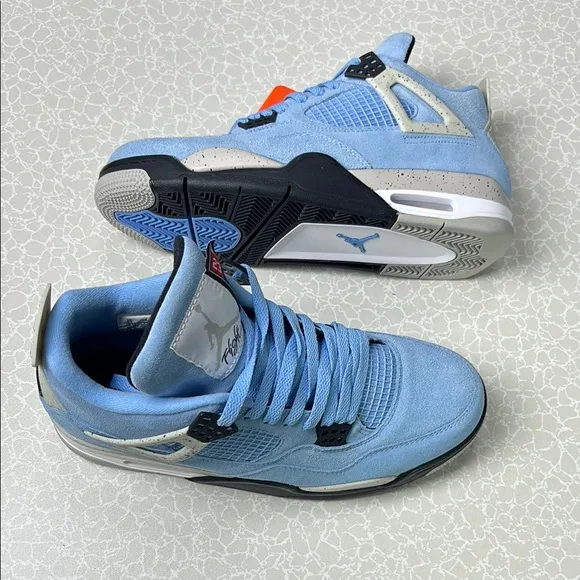 Size 9.5- Air Jordan 4 Retro University Blue Men's Shoes Sneakers (Pre-owned)