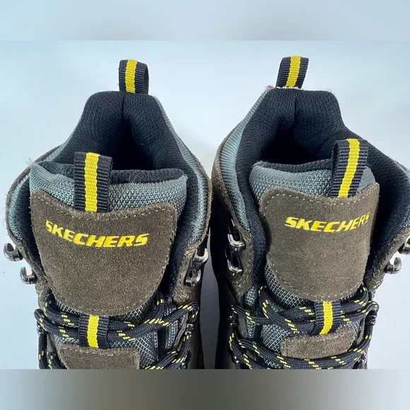 SKECHERS Men's Wide Fit Relment Pelmo Lace Up Waterproof Hiking Boot Size: 8 EUC