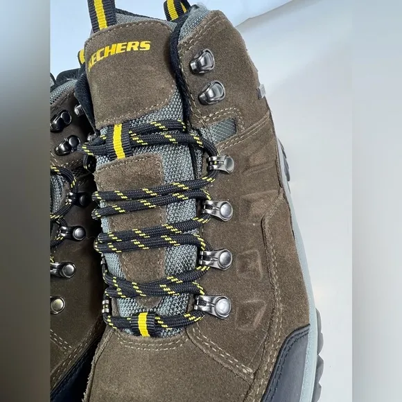 SKECHERS Men's Wide Fit Relment Pelmo Lace Up Waterproof Hiking Boot Size: 8 EUC
