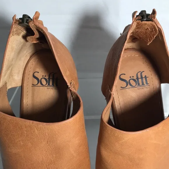 Sofft Carleigh Tan Soft Leather Bootie Shoes Block Heels Size 8
