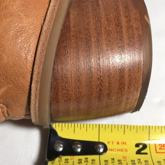 Sofft Carleigh Tan Soft Leather Bootie Shoes Block Heels Size 8