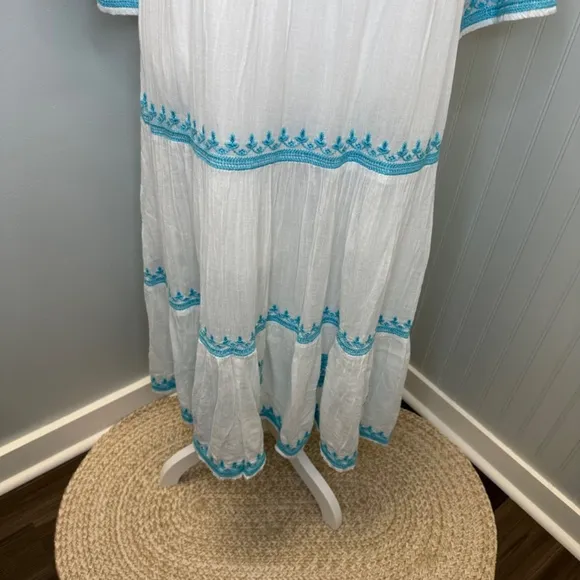 Soft Surroundings White with Blue Embroidered Juniper Dress S:Medium