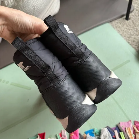 Sorel Black Weatherproof Winter Boots