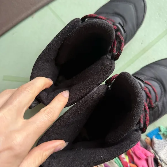 Sorel Black Weatherproof Winter Boots