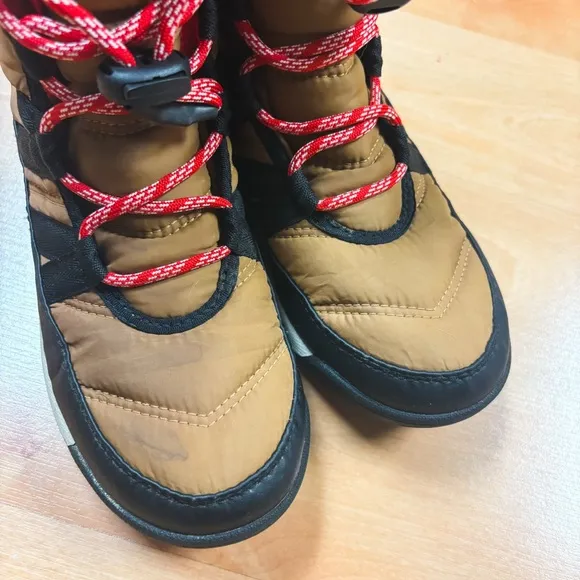 Sorel Brown &amp; Black Whitney Short Waterproof Insulated Boot Kids Size 3