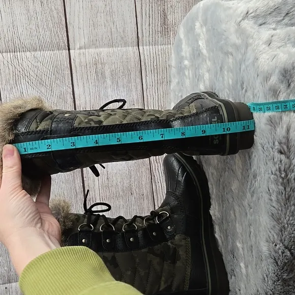 Sorel Faux Fur Winter Boots, Women's Size 8, Great Condition