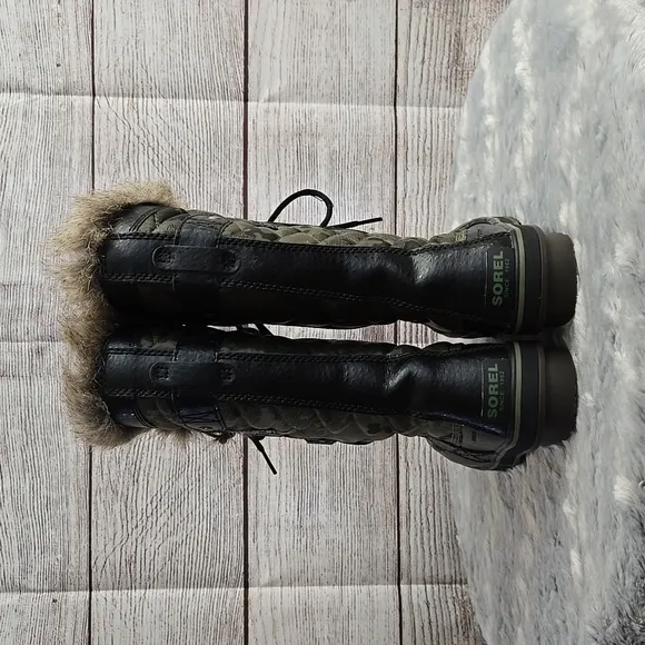 Sorel Faux Fur Winter Boots, Women's Size 8, Great Condition