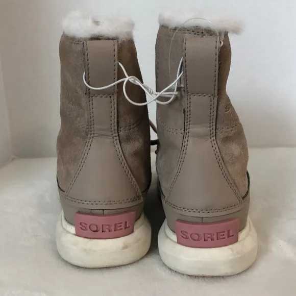 SOREL Girls Size 1 Beige Explorer Lace Suede Boots Casual Hiking Winter Girlhood