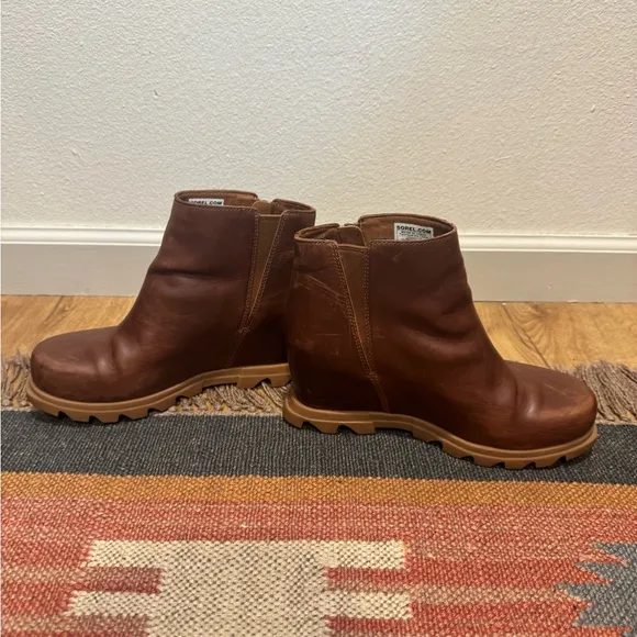 Sorel Joan of Arc Zip Booties Leather