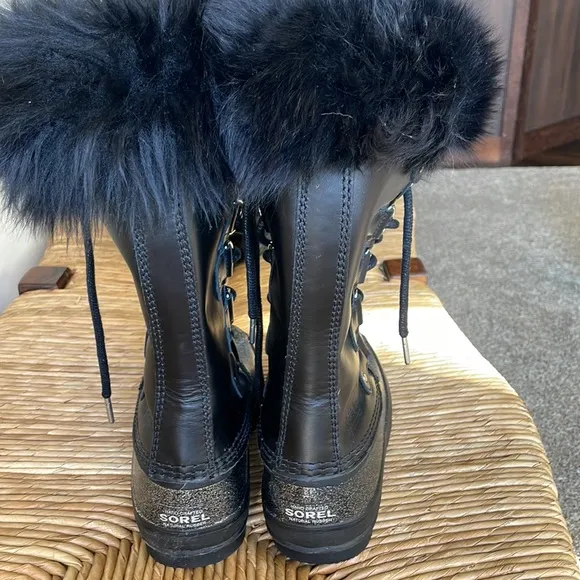 Sorel Joan of Arctic boots.