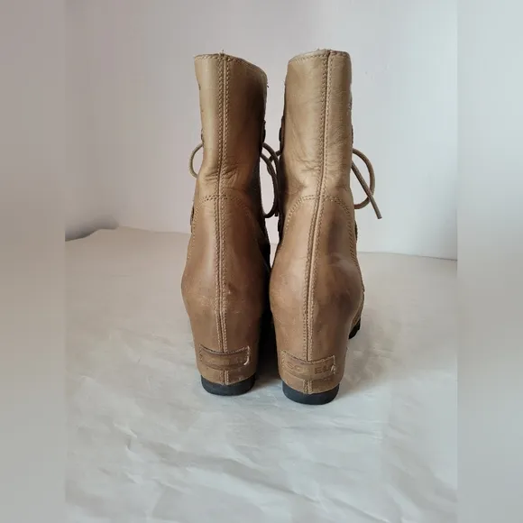 Sorel Joan of Arctic Wedge Boots Waterproof Leather Dark Fossil Women's Size 7.5