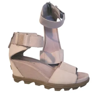 Sorel Joanie II Women's 7.5 Stone Leather Wedge Sandals Casual Comfy Neutral