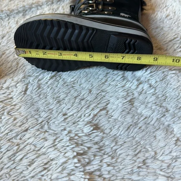 SOREL Kids' Joan of Arctic Insulated Waterproof Winter Boots size 2