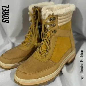 SOREL LENNOX HIKER BOOTS IN SIZE 11 WOMENS