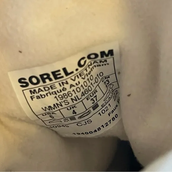 Sorel Women’s Explorer II Joan Cozy - Size 6 - Dk. Tan White Sherpa Boots