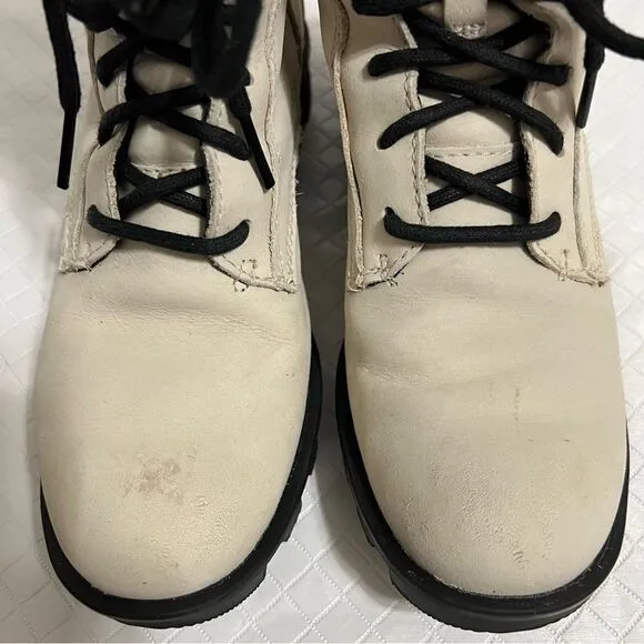 Sorel Phoenix Leather Lace Up Combat Boot in Fawn White Waterproof Gorpcore 6.5