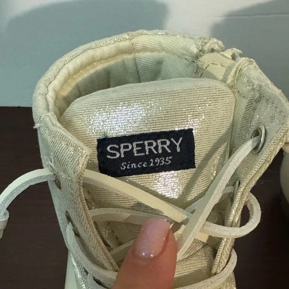 SPERRY SALTWATER BOOT IVORY