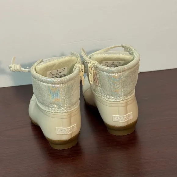SPERRY SALTWATER BOOT IVORY