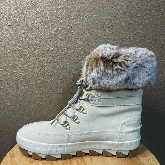 Sperry Torrent Faux Fur Memory Foam Ivory Snow Waterproof Boots Women’s 8