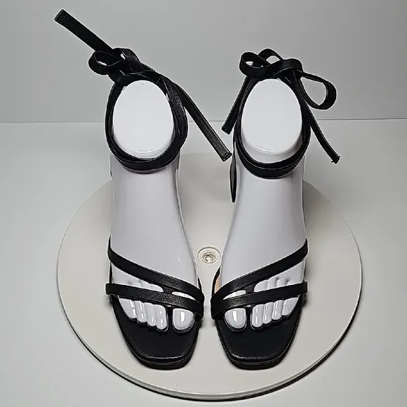 Steve Madden Mylah Sandals Block Heels Ankle Strap Slingback Leather Black 9.5