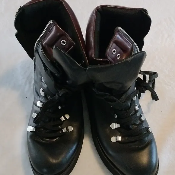 Steve Madden women's boots size 10