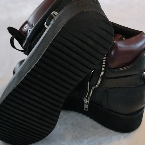 Steve Madden women's boots size 10
