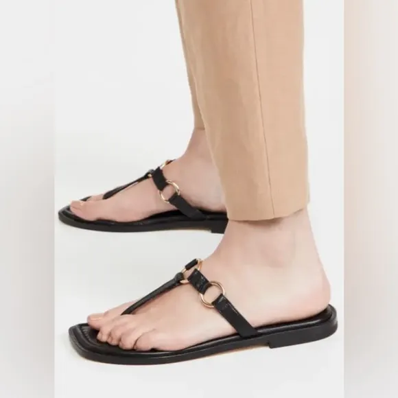 Stuart Weitzman Black Leather Gold Ring Thong Sandals Size 7