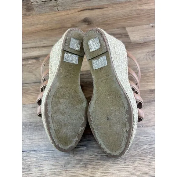 Stuart Weitzman Wedge Sandal Shoe Women's Lilyana Leather Tan Size 10C