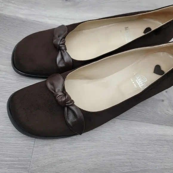 Sudtiroler Schuhe Brown Shoes Slip‎ On Heels Soft Suede Size 41 Bow Pumps Square