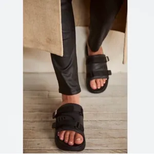SUICOKE Women's Black Urich Sandals