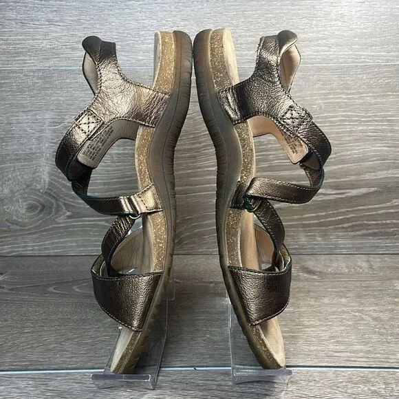 Taos Grand Z Women’s Sz 10 Metallic Bronze Leather Strappy Hook &amp; Loop Sandals