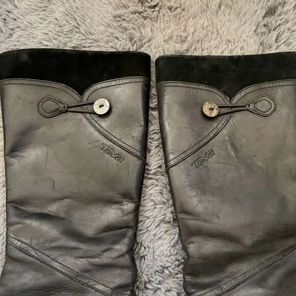 Teva womens leather boots
