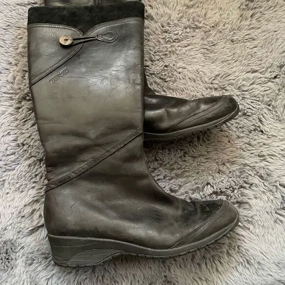 Teva womens leather boots