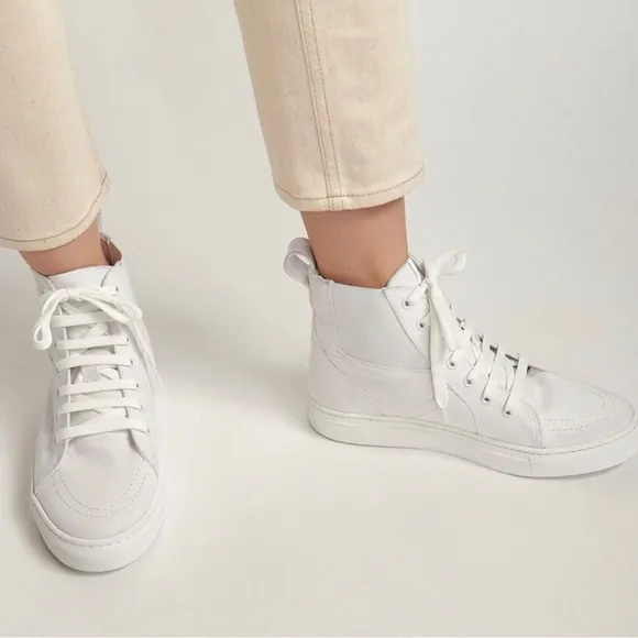 Thakoon Pull On High Top Sneakers White New Women’s Size 38 Fresh Clean Casual